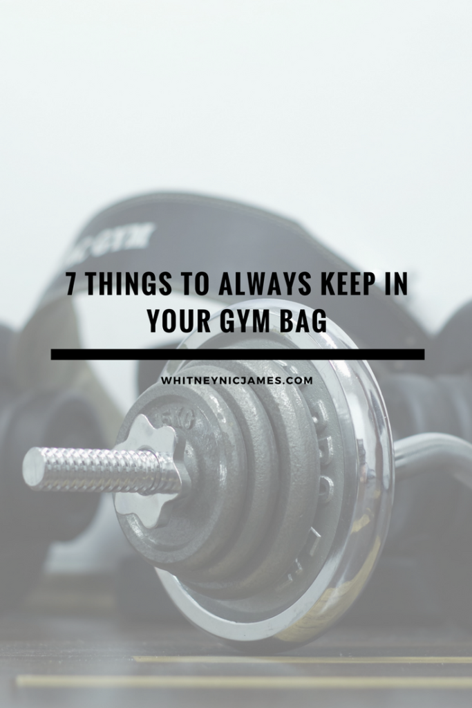 Lifestyle 7 Things to Always Keep in Your Gym Bag