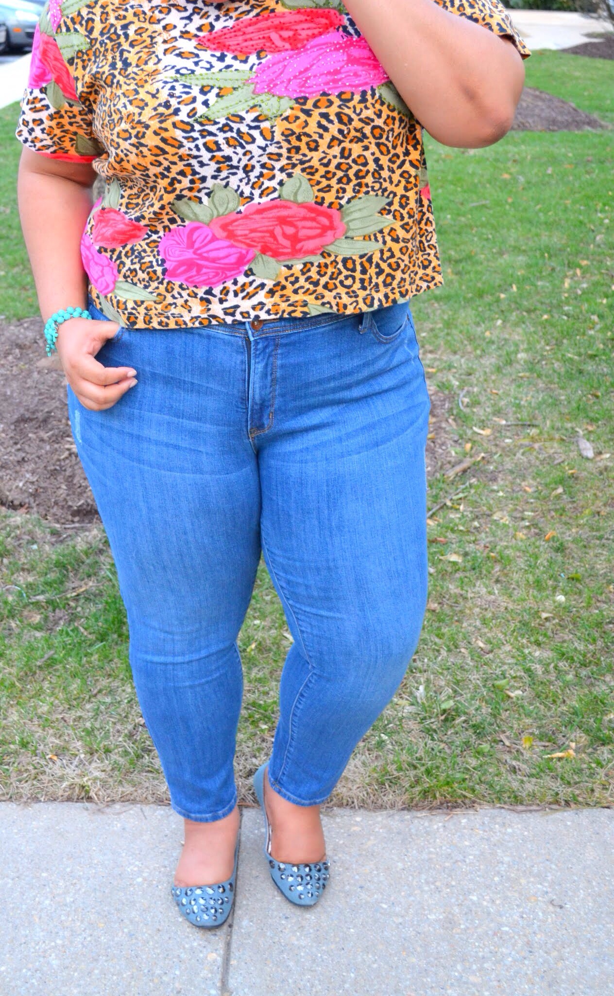 Styling a Crop Top Plus Size Style